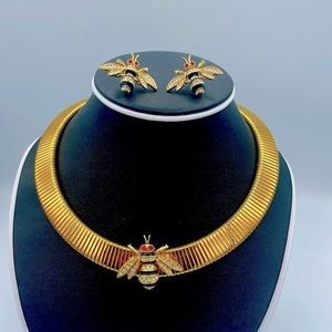 Vintage jeweled Slider Bee Necklace and matching earrings set. Rare find